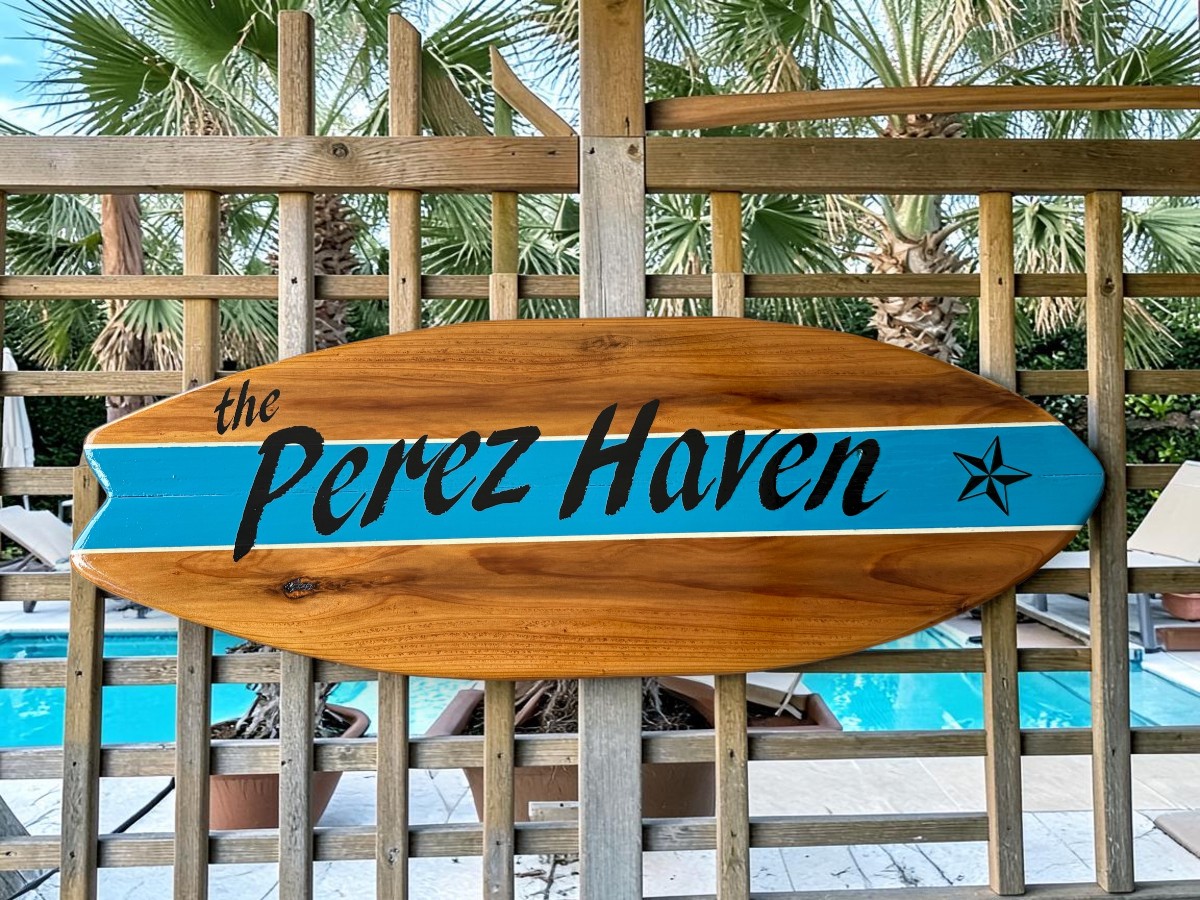 Pool cabana sign